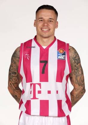 Konstantin Klein Telekom Baskets Bonn 2017 2018 Foto: Jörn Wolter