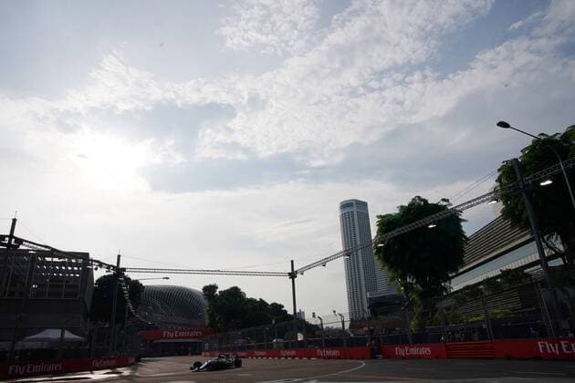 Singapore Grand Prix 14 - 17 September 2017 15.09.2017 - Free Practice 1, Lewis Hamilton (GBR) Mercedes AMG F1 W08 