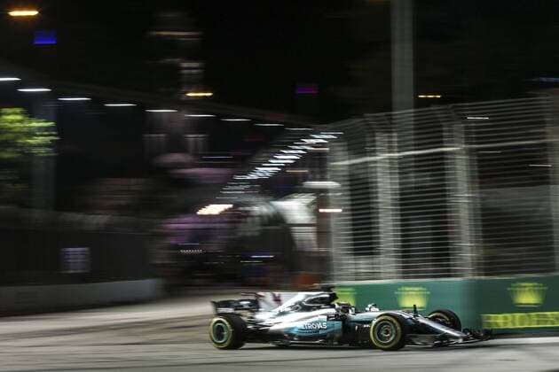 Motorsports: FIA Formula One World Championship WM Weltmeisterschaft 2017, Grand Prix of Singapore, 44 Lewis Hamilton (GBR, Mercedes AMG Petronas F1 Team), Singapore Singapore