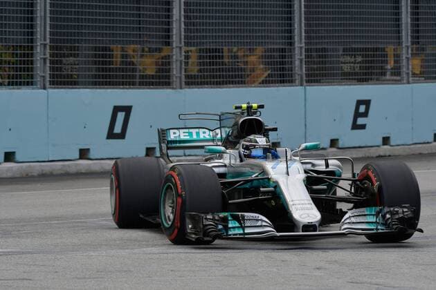 Valtteri Bottas; Mercedes Grand Prix, formula 1 GP, Singapore, 15.09.2017 Photo:mspb Stefan Schneider Valtteri Bottas; Formel 1 GP, Singapore,