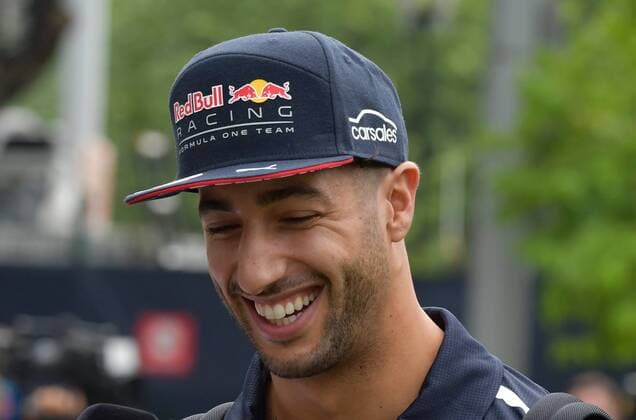Daniel Ricciardo, Red Bull Racing, formula 1 GP, Singapore, 15.09.2017 Photo:mspb Stefan Schneider Daniel Ricciardo, formula 1 Singapore,