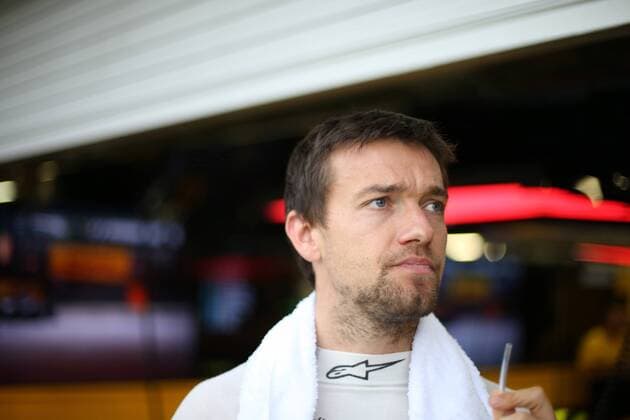 16.09.2017 - Free Practice 3, Jolyon Palmer (GBR) Renault F1 Team RS17 Singapore Grand Prix 14 - 17 September 2017 16.09.2017 - Free Practice 3, Jolyon Palmer (GBR) Renault Sport F1 Team RS17 
