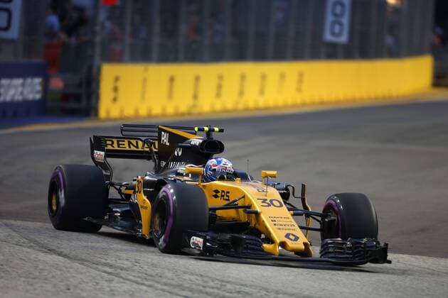 16.09.2017 - Free Practice 3, Jolyon Palmer (GBR) Renault F1 Team RS17 Singapore Grand Prix 14 - 17 September 2017 16.09.2017 - Free Practice 3, Jolyon Palmer (GBR) Renault Sport F1 Team RS17 