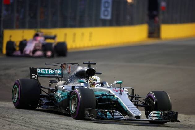 16.09.2017 - Free Practice 3, Lewis Hamilton (GBR) Mercedes AMG F1 W08 Singapore Grand Prix 14 - 17 September 2017 16.09.2017 - Free Practice 3, Lewis Hamilton (GBR) Mercedes AMG F1 W08 