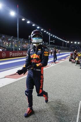 17.09.2017 - Race, Daniel Ricciardo (AUS) Red Bull Racing RB13 Singapore Grand Prix 14 - 17 September 2017 17.09.2017 - Race, Daniel Ricciardo (AUS) Red Bull Racing RB13 