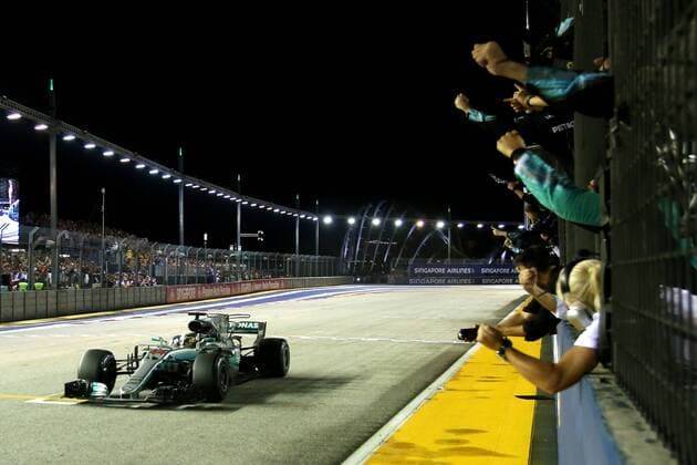 Motorsports: FIA Formula One World Championship WM Weltmeisterschaft 2017, Grand Prix of Singapore, 44 Lewis Hamilton (GBR, Mercedes AMG Petronas F1 Team), Singapore Singapore