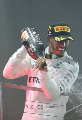 Lewis Hamilton; Mercedes Grand Prix, formula 1 GP, Singapore, 17.09.2017 Photo:mspb Lukas Gorys Lewis Hamilton; formula 1 GP, Singapore,