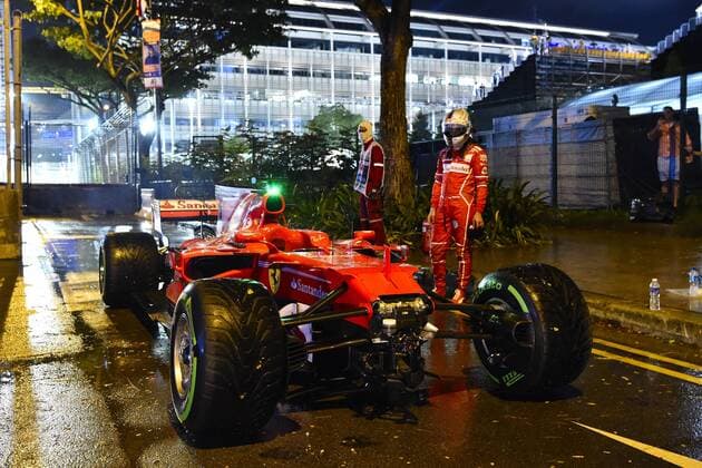 Bilder des Tages - SPORT Motorsports: FIA Formula One World Championship WM Weltmeisterschaft 2017, Grand Prix of Singapore, 5 Sebastian Vettel (GER, Scuderia Ferrari), Singapore Singapore