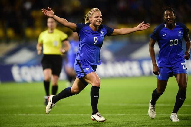 Fußball, Damen Länderspiel, Frankreich - Spanien joie d Eugenie Le Sommer (France) apres son but FOOTBALL : France vs Espagne feminines - Calais - 18 09 2017 JBAutissier Panoramic 