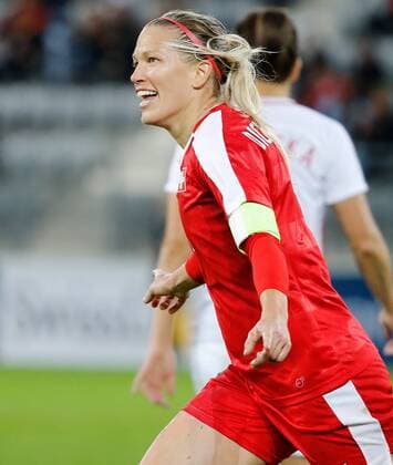 19.09.2017 Tissot Arena Biel , SCHWEIZ , Saison 2017 2018 Frauen WM Qualifikation Schweiz - Polen Torjubel Lara Dickenmann (Schweiz)