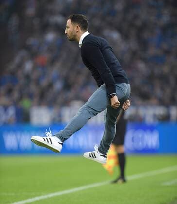19.09.2017, Fussball GER, 1. Bundesliga Saison 2017 2018, 5. Spieltag, FC Schalke 04 - FC Bayern Muenchen 0:3, Trainer Domenico Tedesco (FC Schalke 04)