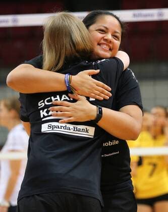 BAU 22.09.2017 Stuttgart Volleyball Allianz MTV Stuttgart vs. Shangai Bright Ubest, Co-Trainerin Tamari Miyashiro (Stuttgart, rechts)
