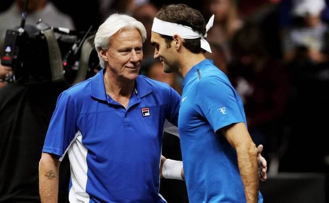 TENNIS - Laver Cup 2017 PRAGUE,CZECH REPUBLIC,23.SEP.17 - TENNIS - Laver Cup, Team Europe vs Team World. Image shows Bjoern Borg (SWE) and Roger Federer (SUI). GEPAxpictures xMatthiasxHauer