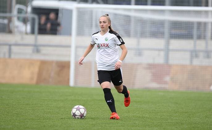 24.09.2017 xcex Deutschland, Frankfurt, Fussball, Frauenfussball 2. Frauen Bundesliga Süd Saison 2017 2018 1. FFC Frankfurt II gegen 1. FFC Niederkirchen Sophia Kleinherne (Frankfurt)