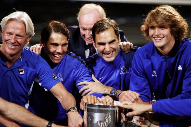 TENNIS - Laver Cup 2017 PRAGUE,CZECH REPUBLIC,24.SEP.17 - TENNIS - Laver Cup, Team Europe vs Team World, award ceremony. Image shows Bjoern Borg (SWE), Rafael Nadal (ESP), Rod Laver, Roger Federer (SUI) and Alexander Zverev (GER). GEPAxpictures xMatthiasxHauer