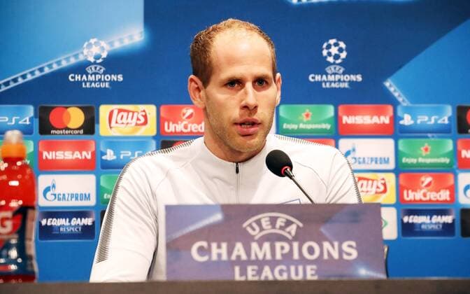 RB Leipzig - Pressekonferenz Fussball Champions League Istanbul, 25.09.2017, Vodafone Park, Fussball, UEFA Champions League, Gruppe G, 2.Spieltag , Besiktas Istanbul vs. RB Leipzig , Pressekonferenz am Vortag des Spieles. , Im Bild; Torwart Peter Gulacsi (32, RB Leipzig). ,