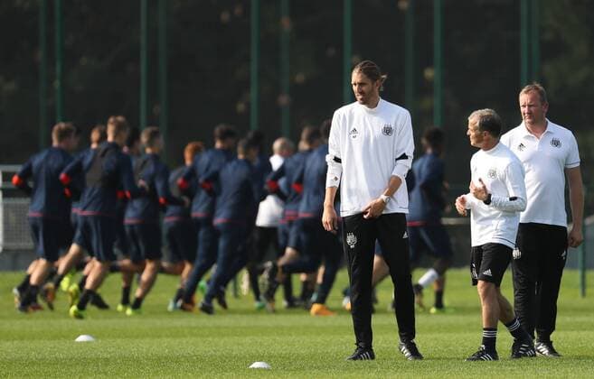 Anderlecht s interim head coach Nicolas Frutos and Anderlecht s physical trainer Thomas Binggeli pictured during a training session of Belgian soccer team RSC Anderlecht, Tuesday 26 September 2017 in Brussels. Tomorrow Anderlecht is playing a game in the group stage (Group B) of the UEFA Champions League competition against Celtic Glasgow FC (Scotland). VIRGINIExLEFOUR  x05172859x