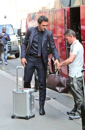 Mats Hummels (FC Bayern Muenchen 5) vor dem Bus, Ankunft am Team Hotel FC Bayern, Paris Saint-Germain vs. FC Bayern Muenchen, Champions League, Fussball, 26.09.2017, Paris Copyright: xHarryxLangerx xEibner-Pressefotox EP_HLR