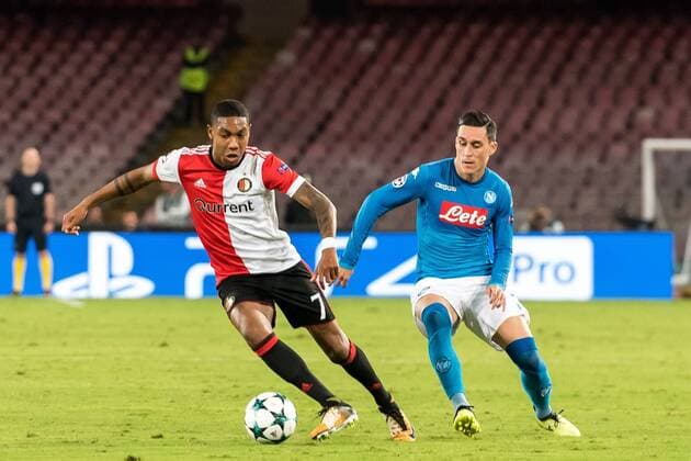 (L-R) Jean-Paul Boetius of Feyenoord, Jose Callejon of SSC Napoli during the UEFA Champions League group F match between SSC Napoli and Feyenoord Rotterdam on September 26, 2017 at the Stadio San Paolo in Naples, Italy UEFA Champions League 2017 2018 xVIxVIxImagesx xGerritxvanxKeulenxIVx 8862966