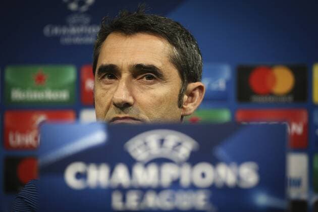 September 26, 2017 - Lisbon, Portugal - BarcelonaÃ¢â‚¬â ¢s head coach Ernesto Valverde during a press conference PK Pressekonferenz at Alvalade stadium in Lisbon, on September 26, 2017, on the eve of the UEFA Champions League Group D football match Sporting CP vs FC Barcelona Barca FC Barcelona Press Conference  - ZUMAn230 20170926_zaa_n230_218 Copyright: xFilipexAmorimx