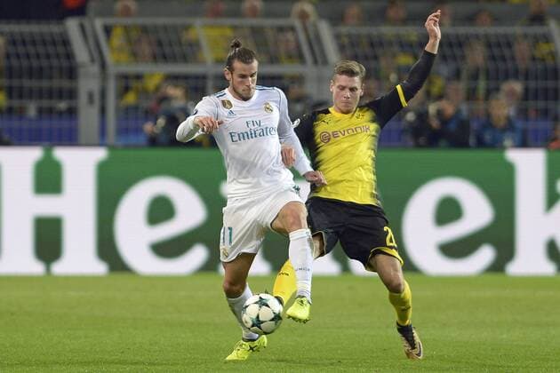 Dortmund, Deutschland 26.09.2017, UEFA Champions League - 2017 18 Season, Gruppenphase - Gruppe H - 2. Spieltag, BV Borussia Dortmund - Real Madrid, im Zweikampf von links: Gareth Bale (Real Madrid), Lukasz Piszczek (BVB) ( DeFodi521