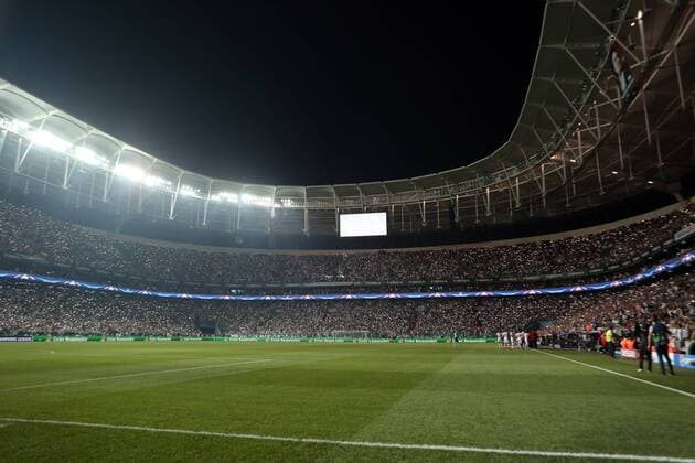 Bilder des Tages - SPORT Fußball, CL, Besiktas Istanbul - RB Leipzig, Ausfall Flutlichtanlage Besiktas Vodafone Park lights went out during Besiktas vs. Leipzig UEFA Champions League game at Vodafone Park, Istanbul, September 26th, 2017. (Tolga Adanali - Depo Photos)  15811291
