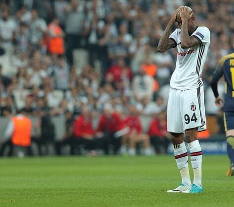 Anderson Talisca of Besiktas during the UEFA Champions League Group G match between Besiktas and RB Leipzig at Vodafone Park in Istanbul , Turkey on September 26 , 2017 . 