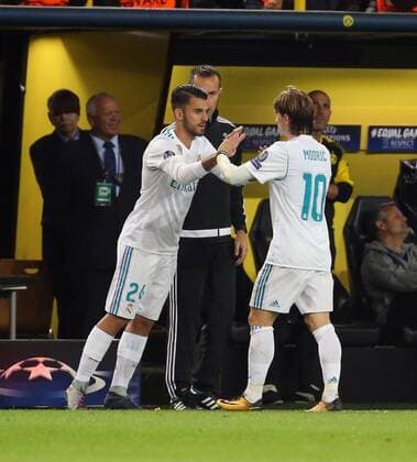 v.l. Marco Asensio (Madrid) wird fuer Lika Modric (Madrid) eingewechselt beim Spiel Borussia Dortmund vs. Real Madrid, Fussball, Champions League, 26.09.2017 Dortmund Copyright: xMarioxHommesx Eibner-Pressefotox EP_mhs