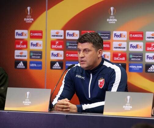 1.FC Köln Heimspiel gegen Roter Stern Belgrad Pressekonferenz im Rheinenergiestadion Belgrad Trainer Vladan MilojeviÄ‡ (Belgrad) 27.09.2017