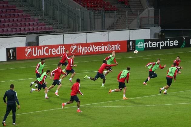 1.FC Köln Heimspiel gegen Roter Stern Belgrad Abschlußtraining von Belgrad im Rheinenergiestadion 27.09.2017