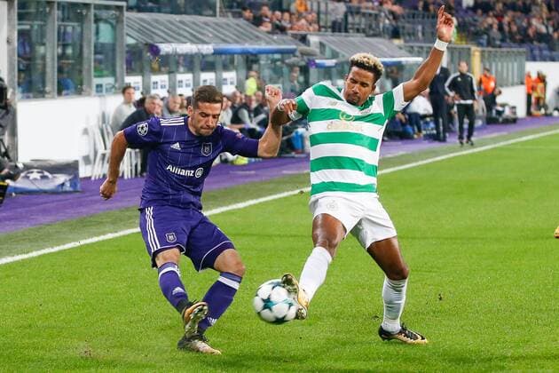 Anderlecht s Alexandru Chipciu and Celtic s Scott Sinclair fight for the ball during the second game in the group stage (Group B) of the UEFA Champions League competition between Belgian soccer team RSC Anderlecht and Scottish Celtic FC, Wednesday 27 September 2017 in Brussels. BRUNOxFAHY  x05173729x