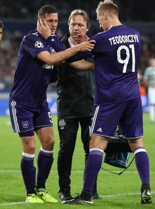 Anderlecht s Uros Spajic and Anderlecht s Lukasz Teodorczyk pictured during the second game in the group stage (Group B) of the UEFA Champions League competition between Belgian soccer team RSC Anderlecht and Scottish Celtic FC, Wednesday 27 September 2017 in Brussels. VIRGINIExLEFOUR  x05173764x