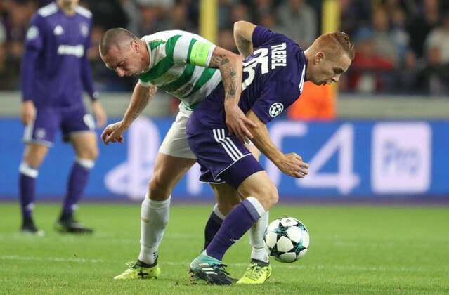 Celtic s Scott Brown and Anderlecht s Adrien Trebel fight for the ball during the second game in the group stage (Group B) of the UEFA Champions League competition between Belgian soccer team RSC Anderlecht and Scottish Celtic FC, Wednesday 27 September 2017 in Brussels. VIRGINIExLEFOUR  x05173785x
