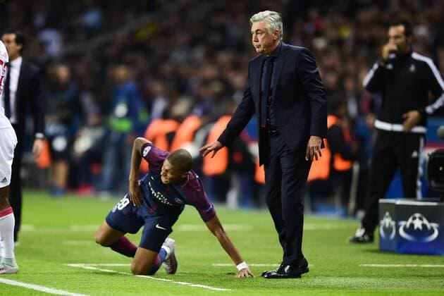 Kylian Mbappe PSG Carlo Ancelotti entraineur Bayern Munich FOOTBALL PSG vs Bayern de Munich Ligue des Champions 27 09 2017 JBAutissier Panoramic 