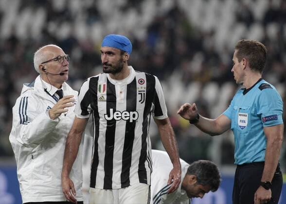 September 27, 2017 - Turin, Italy - Giorgio Chiellini during Champions League match between Juventus and Olympiakos Pirus, in Turin, on September 27, 2017 Juventus v Olympiakos - UEFA Champions League  - ZUMAn230 20170927_zaa_n230_302 Copyright: xLorisxRosellix