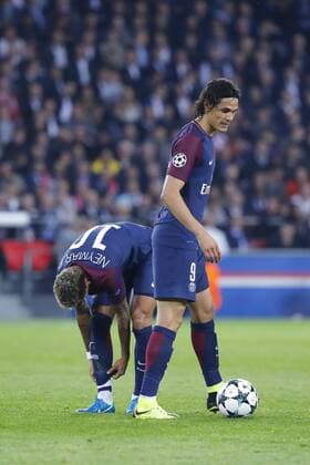 Neymar da Silva Santos Junior Neymar Jr PSG et Edinson Roberto Paulo Cavani Gomez psg El Matador El Botija Florestan FOOTBALL PARIS SAINT GERMAIN vs BAYERN de MUNICH UEFA CHAMPIONS LEAGUE 27 09 2017 StephaneAllaman Panoramic 