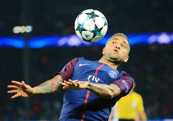 20170927,CL, Champions League, Paris Saint Germain vs FC Bayern München, Fussball, im Bild: Dani Alves (PSG)