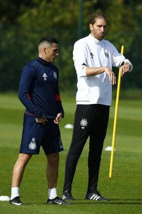Nicolae Stanciu midfielder of RSC Anderlecht and Nicolas Frutos head coach of RSC Anderlecht pictured during the closed training session of Rsc Anderlecht in Neerpede , Belgium FOOTBALL : RSC Anderlecht - Entrainement - 28 09 2017 PhotoNews Panoramic 