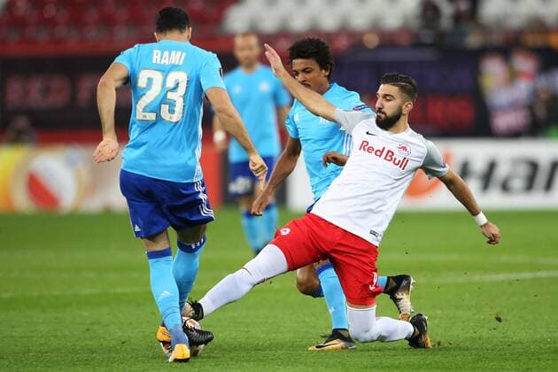 SOCCER - EL, RBS vs Marseille SALZBURG,AUSTRIA,28.SEP.17 - SOCCER - UEFA Europa League, group stage, Red Bull Salzburg vs Olympique Marseille. Image shows Adil Rami (Marseille) and Munas Dabbur (RBS). GEPAxpictures xMathiasxMandl