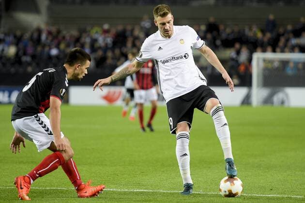 170928 Nicklas Bendtner of Rosenborg with an assist leading up to 3-0 during the UEFA Europa League match between Rosenborg and FK Vardar Skopje on September 28, 2017 in Trondheim. Photo: Jon Olav Nesvold BILDBYRN kod JE 160033  Copyright: JONxOLAVxNESVOLD BB170928BB733