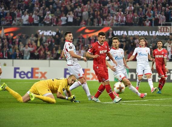 28.09.2017, xjpx, Fussball Europa League, 1.FC Koeln - Roter Stern Belgrad, emspor v.l. Milos Jojic (Koeln) verfehlt knapp das Tor Koeln
