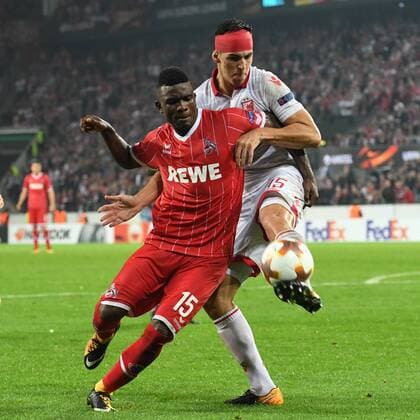 Fussball, UEFA Europaleague, Saison 2017 2018, Spieltag 2, 1.FC koeln vs Roter Stern Belgrad, 28.09.2017, Rheinenergiestadion Koeln, Jhon Cordoba,1.FC koeln, Srdan Babic, Roter Stern Belgrad,