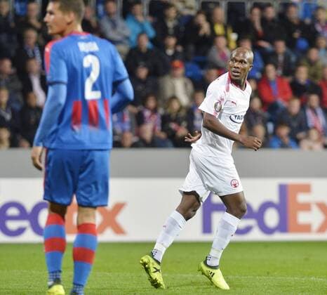 L-R LUKAS HEJDA (Plzen) and ANTHONY NWAKAEME (Beer Sheva) in action during the 2nd round group G European League soccer match Viktoria Plzen vs Hapoel Beer Sheva in Pilsen, Czech Republic, on September 28, 2017. (CTKxPhoto MiroslavxChaloupka) CTKPhotoP201709280992901  cha18