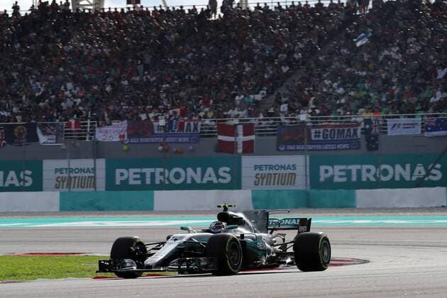 30.09.2017 - Qualifying, Valtteri Bottas (FIN) Mercedes AMG F1 W08 Malaysian Grand Prix, Sepang 28 September - 1 October 2017 30.09.2017 - Qualifying, Valtteri Bottas (FIN) Mercedes AMG F1 W08 