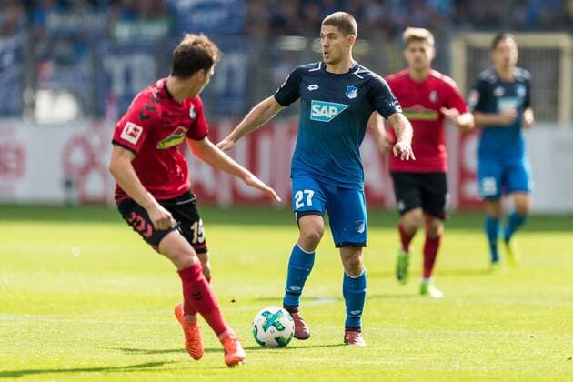 Bundesliga 7. Spieltag: SC Freiburg gegen TSG 1899 Hoffenheim Andrej Kramaric (TSG 1899 Hoffenheim Nr. 27) bei Bundesliga 7. Spieltag: SC Freiburg gegen TSG 1899 Hoffenheim am 01.10. 2017 in Freiburg (Schwarzwald Stadion), Deutschland, Photo: Ulf Schiller 2017 BEAUTIFUL SPORTS xUSx