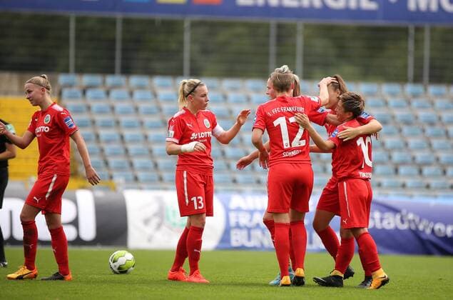 01.10.2017 xcex Deutschland, Jena, Fussball, Frauenfussball Allianz Frauen-Bundesliga Saison 2017 2018 FF USV Jena gegen 1. FFC Frankfurt Torjubel FFC Frankfurt, Jubel, Freude, Emotionen