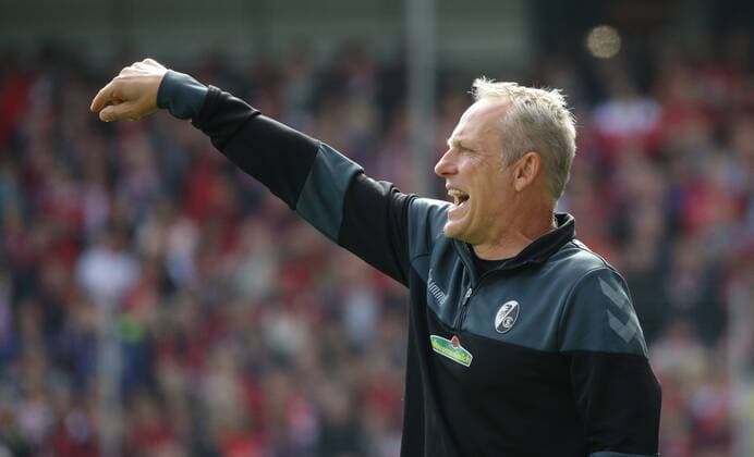 Freiburg m Fußball Bundesliga SC Freiburg vs. TSG 1899 Hoffenheim , Christian Streich ( Trainer freiburg )