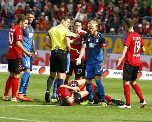 SC Freiburg - TSG 1899 Hoffenheim Rudelbildung, Spieler-Disput, +scf23 und Kevin VOGT, 1899 Hoffenheim, quer, Fußball, 1.BL Saison 2017 2018