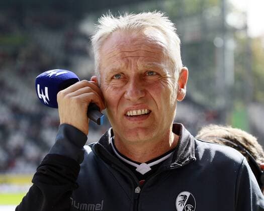 SC Freiburg - TSG 1899 Hoffenheim Christian STREICH, Trainer SCF, Portrait, Porträt, Einzelbild, quer, Fußball, 1.BL Saison 2017 2018