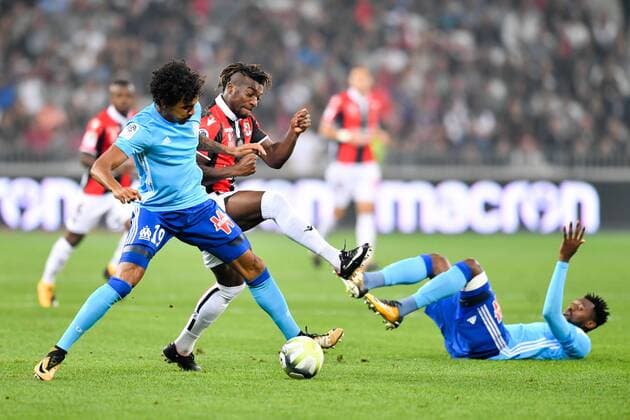 07 Allan SAINT MAXIMIN nice 19 Luiz GUSTAVO om FOOTBALL Nice vs Marseille Ligue 1 Conforama 01 10 2017 FEP Panoramic 